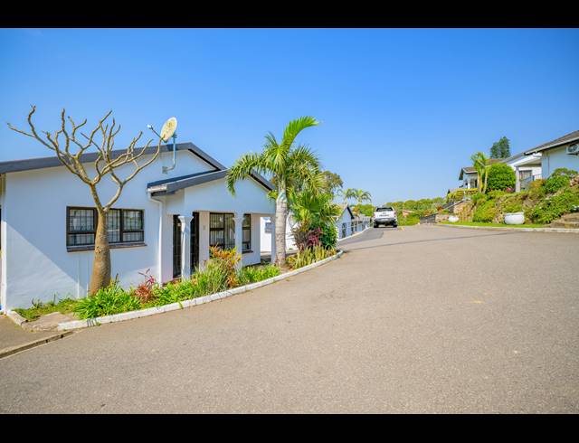 3 BEDROOM SECTIONAL TITLE FOR SALE IN BELLAIR